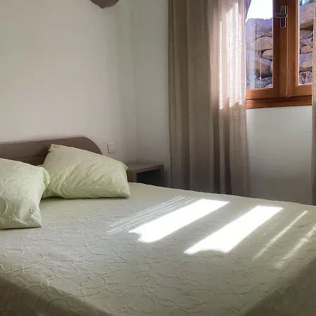 منتزه العطل Fiori Di Santa Giulia 3*