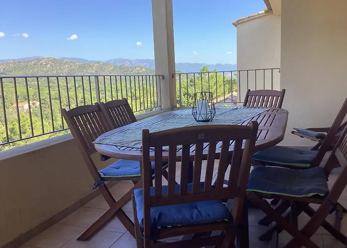 Aldeamento Turístico Fiori Di Santa Giulia