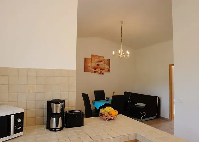 Fiori Di Santa Giulia Aldeamento Turístico 3*